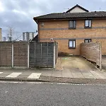 London Docklands House